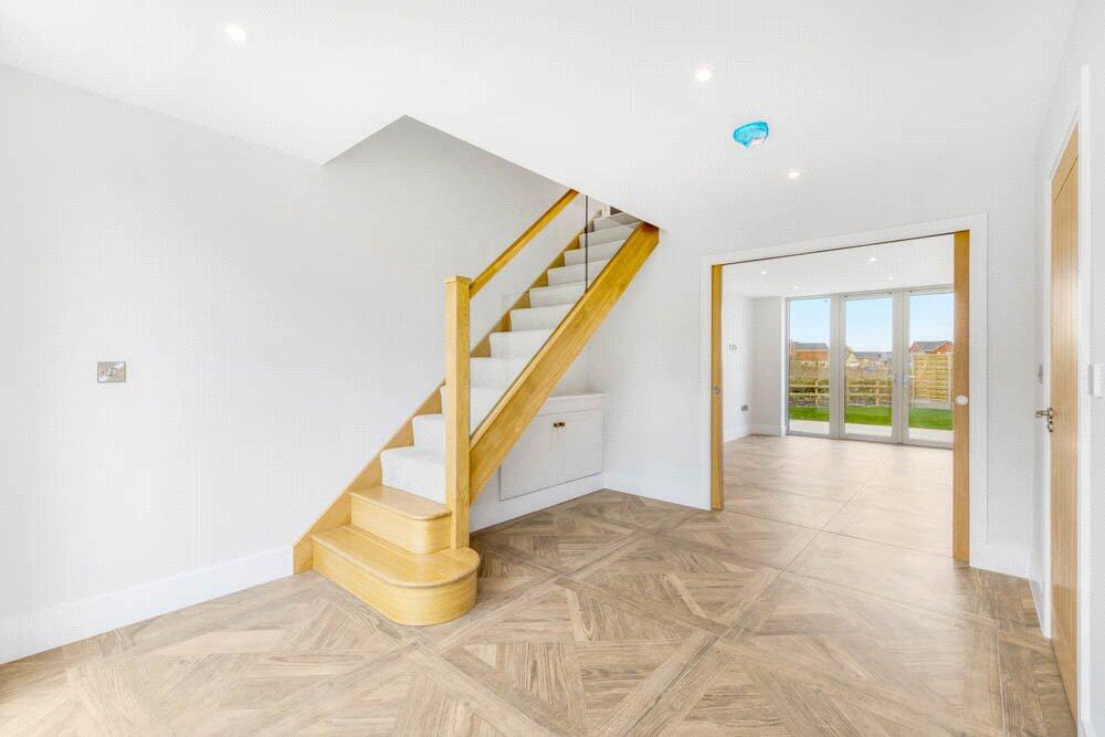 Entrance/Stairwell