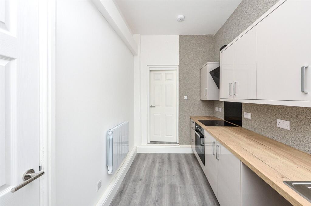 Flat 2 Pic 11 T202511101111.jpg