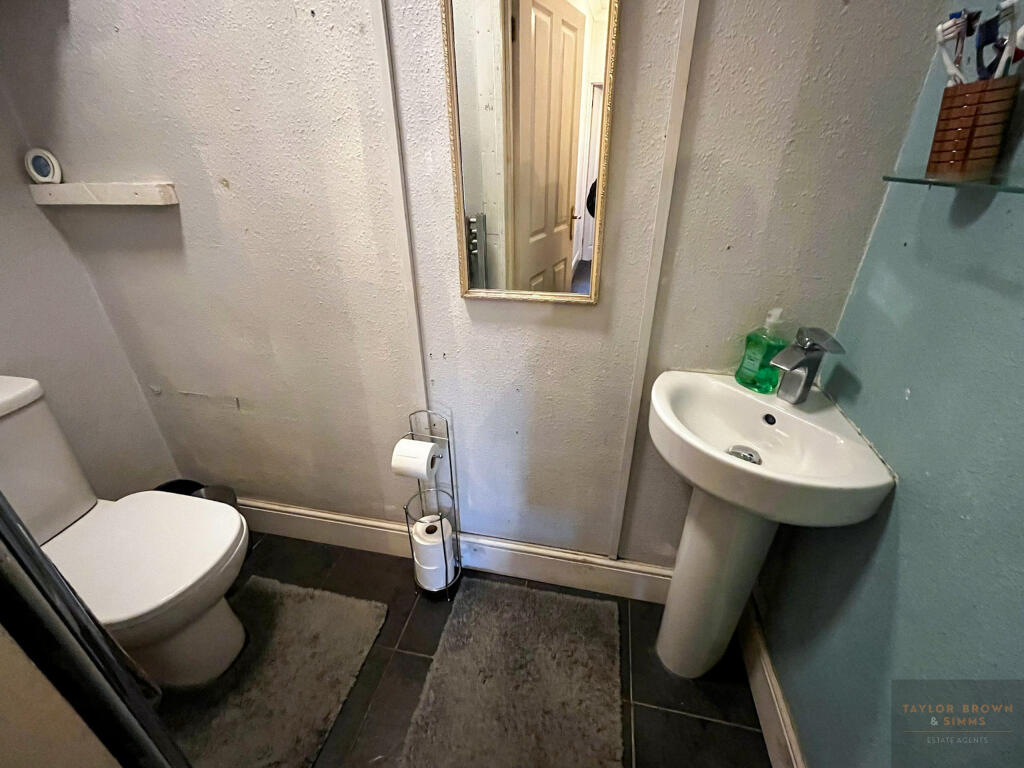 1000073281