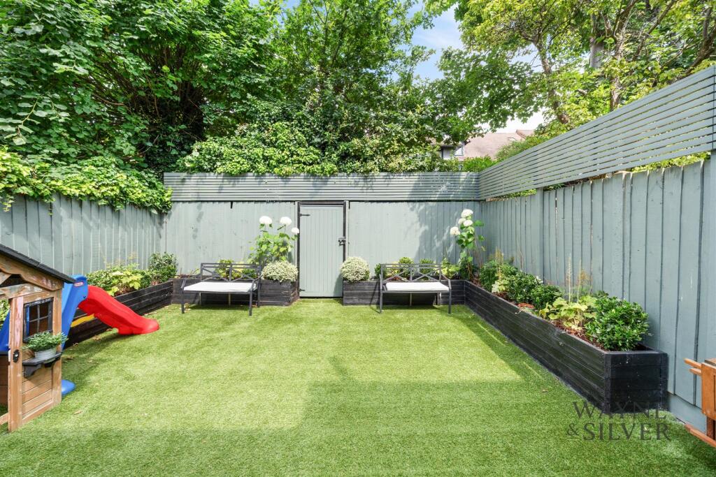 Hampstead Gardens-6.jpg