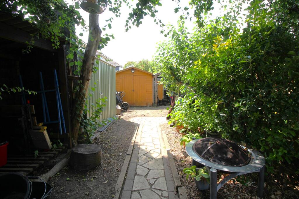 garden image 4 .JPG