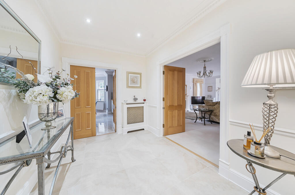 1334948-16-689220...