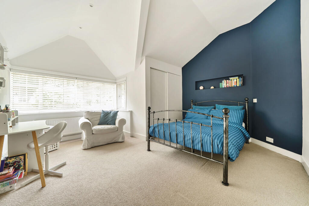 1309756-3-685024d...