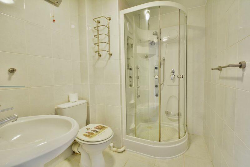 Ensuite shower room