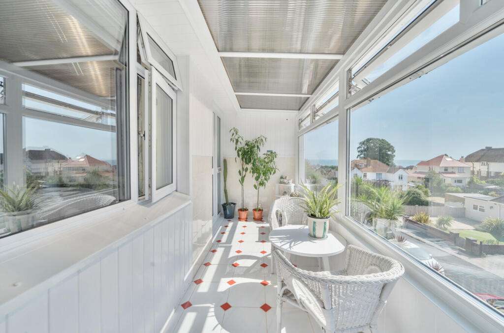 1341352-11-68a864...