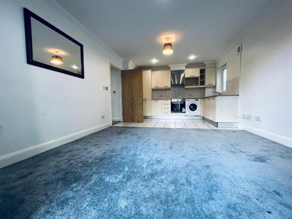 To Let, Rent - 2 bed in Campbell Road, London, E3 