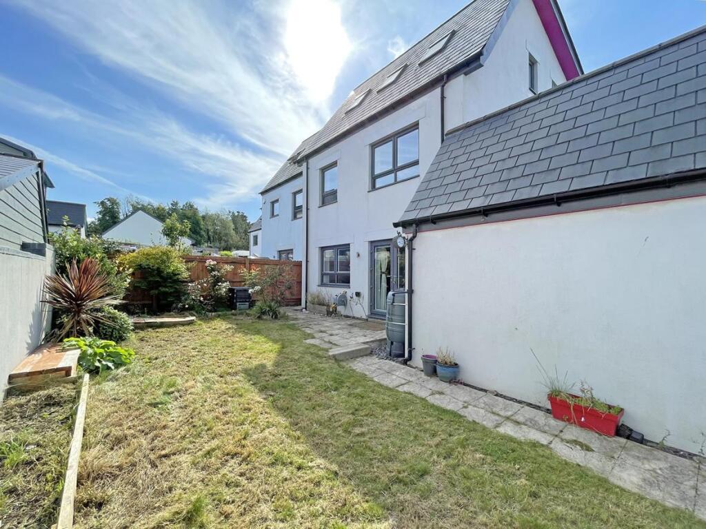 Solar Crescent 12 - Garden 1...jpg