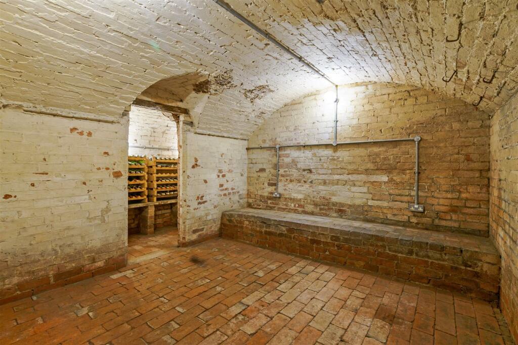 The Old Vicarage 312451- (19).jpg