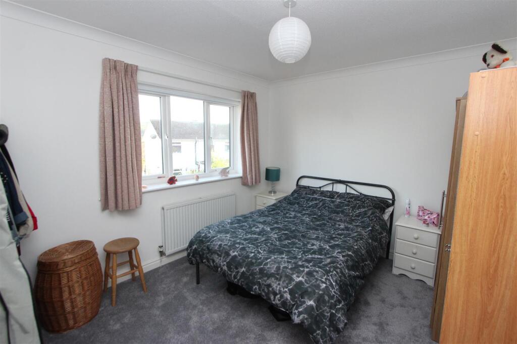 2757 g bed 1.JPG