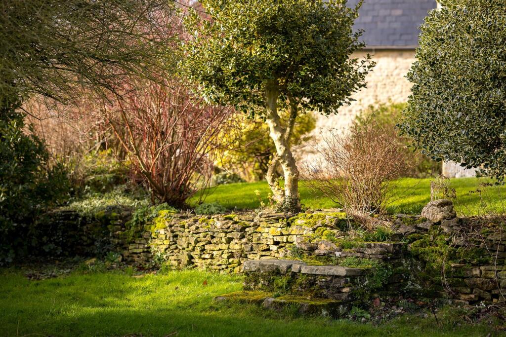 15 - Dowmans Farmhouse - GL53 9QY - Web.jpg