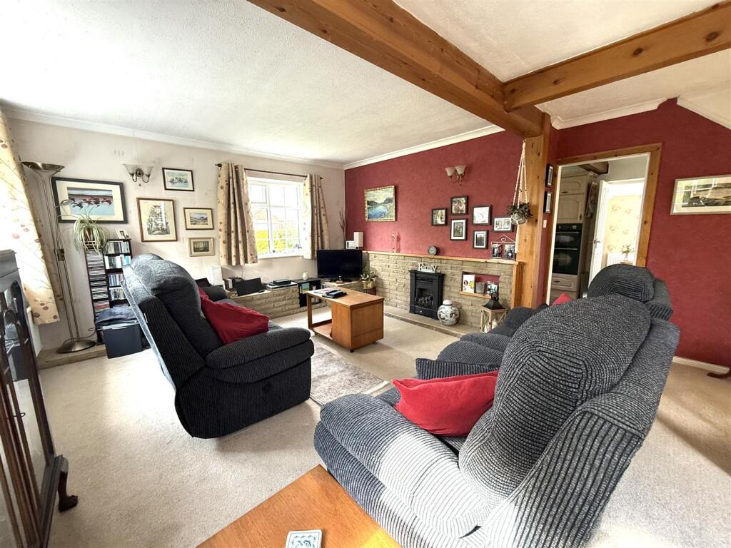 138 wols lounge.jpeg