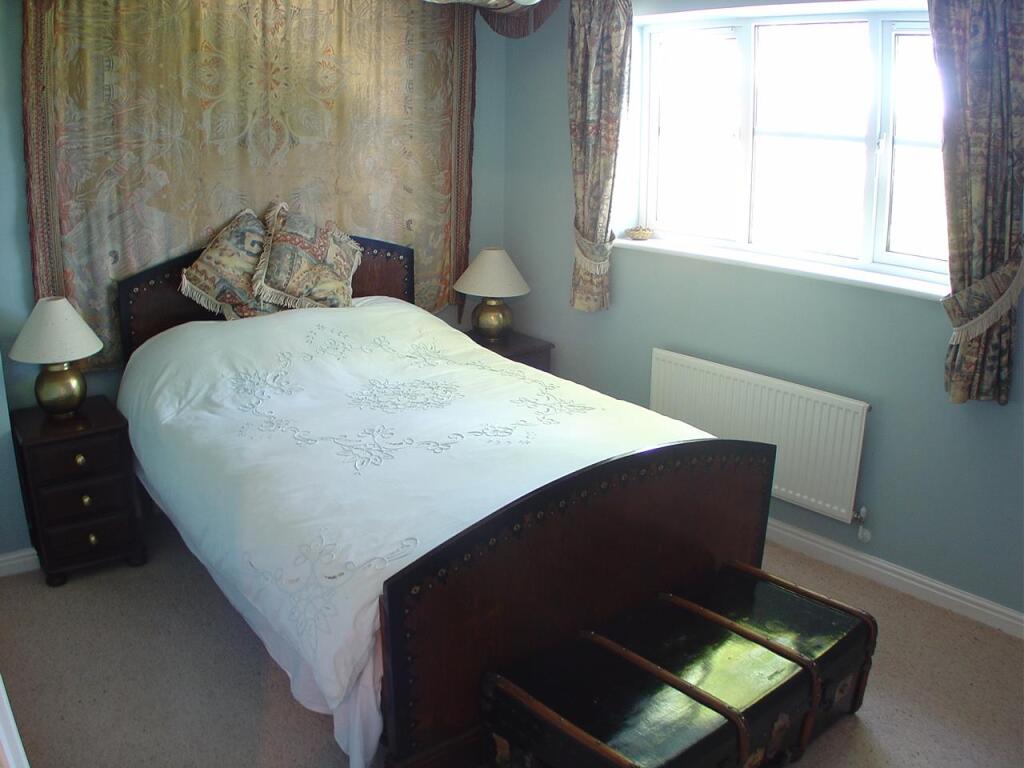 9 Buchan Avenue 030.jpg