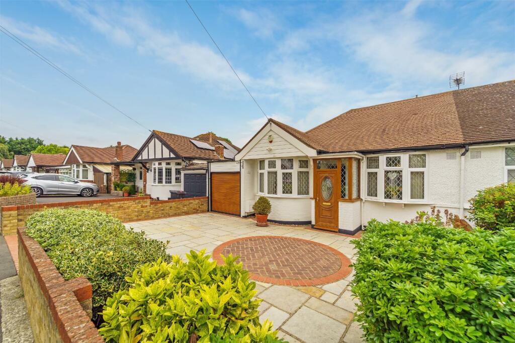 FIRSWOOD AVENUE (14).jpg