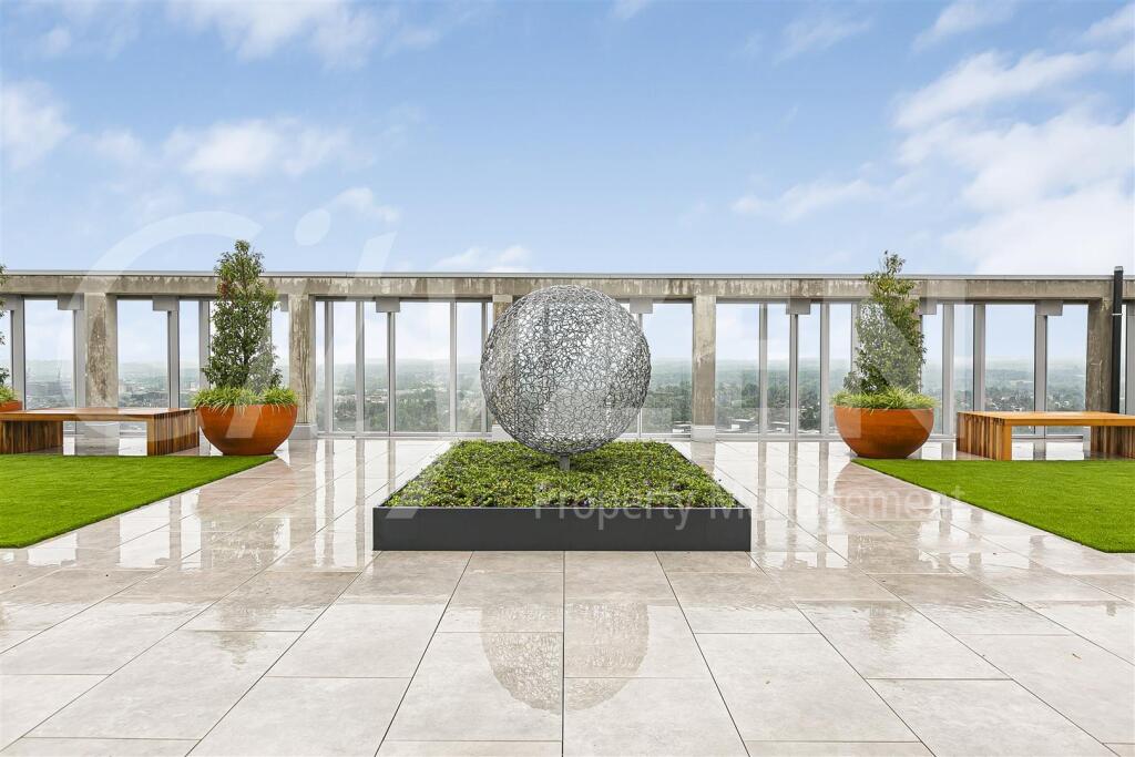ROOF GARDEN