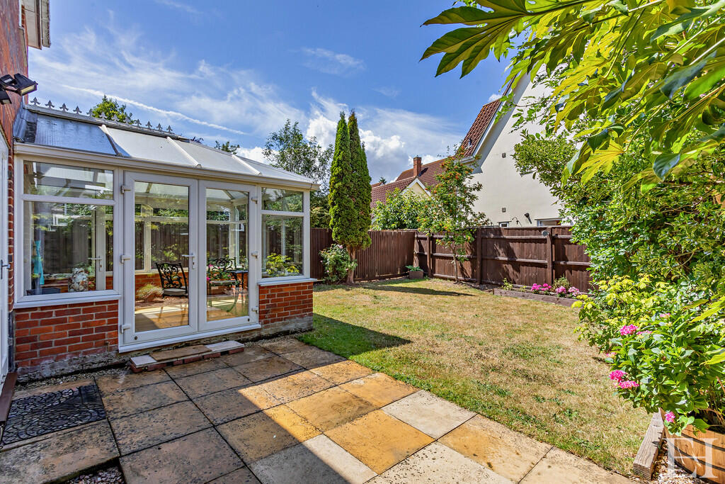 8654614-exteriorW...