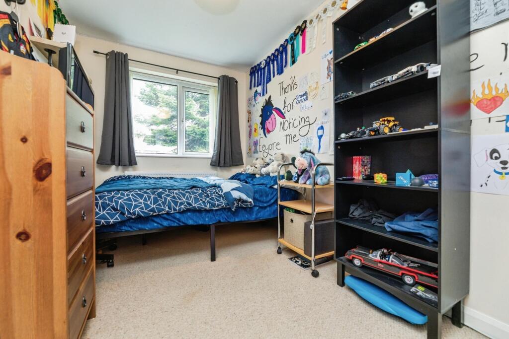 pbox-bedroom-332083.jpg