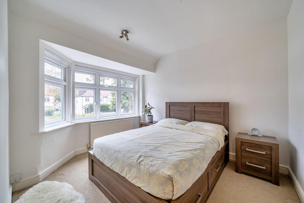 1369070-9-68ed2af...