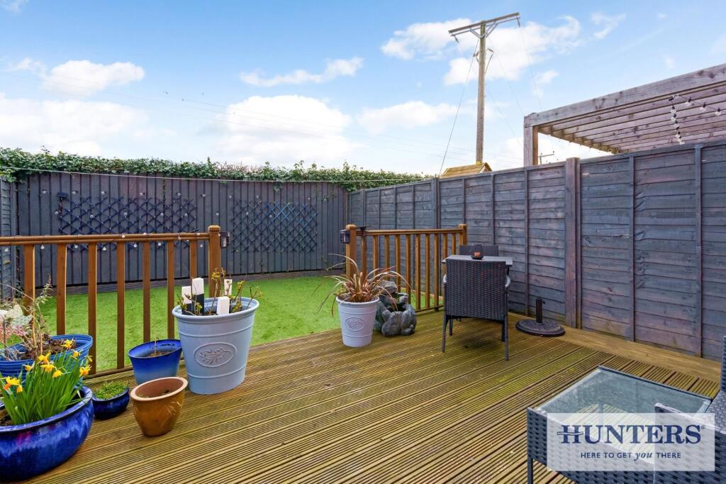 86506_17 Maple Drive North (23) - Copy_low.jpg