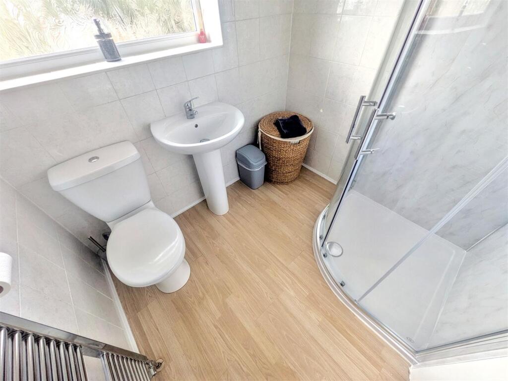 Shower Room.jpeg