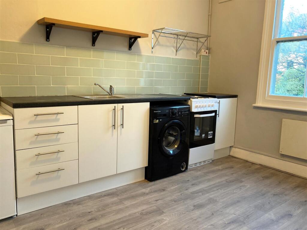 12 bonchurch - kitchen.jpg