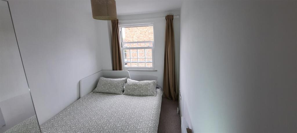 2nd bedroom.jpg