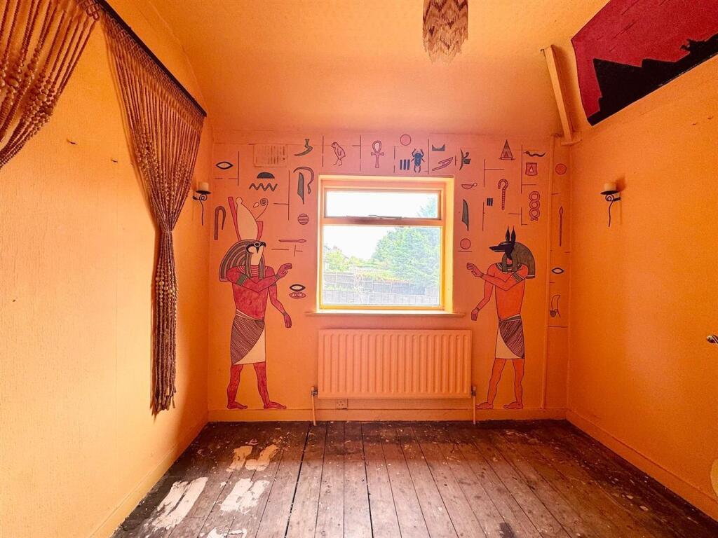 Bed 3.jpg