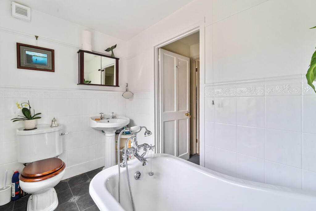 1317356-12-685d0f...