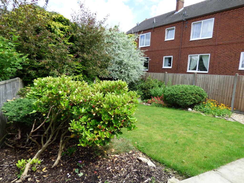 garden 3