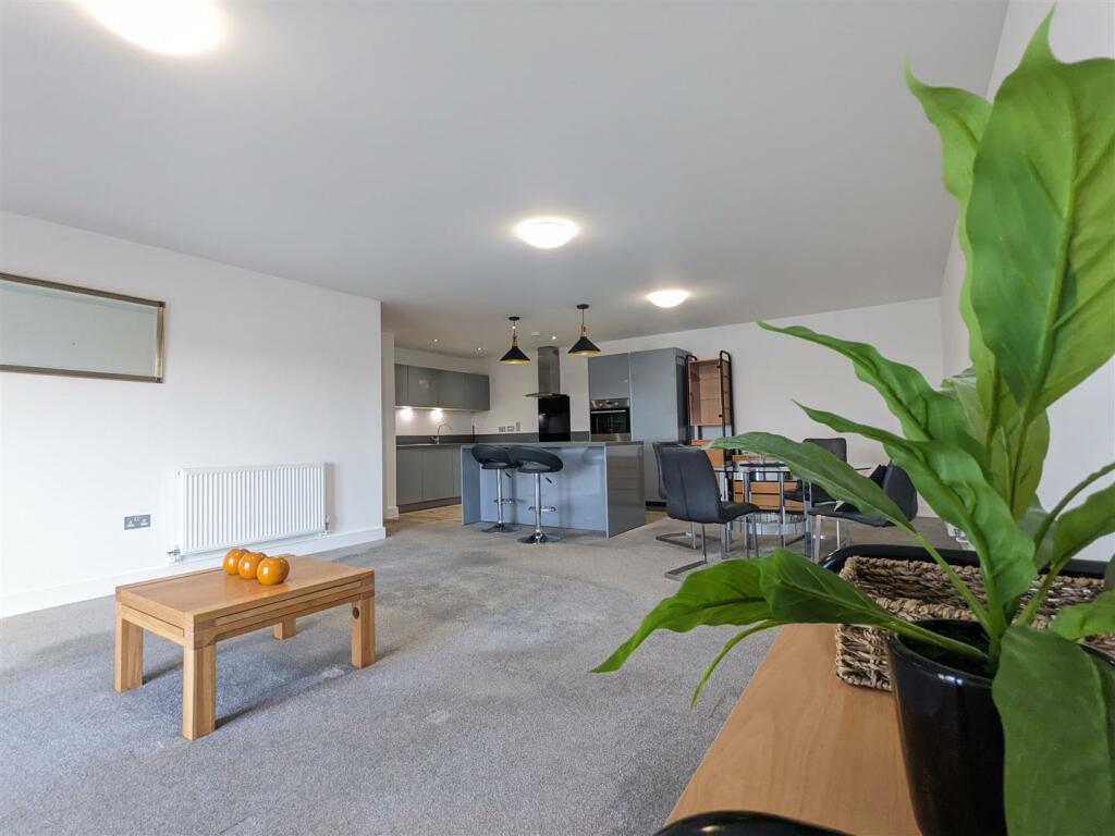 LIVING ROOM/ KITCHEN
