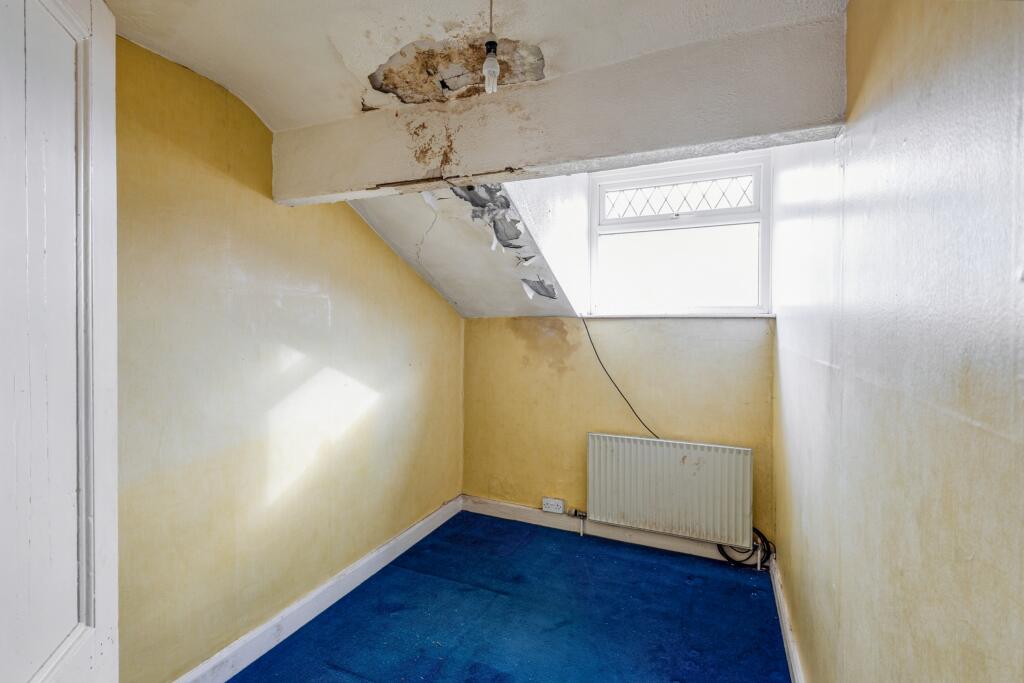 9 Barnes Road, Heysham, Morecambe LA3 1UW