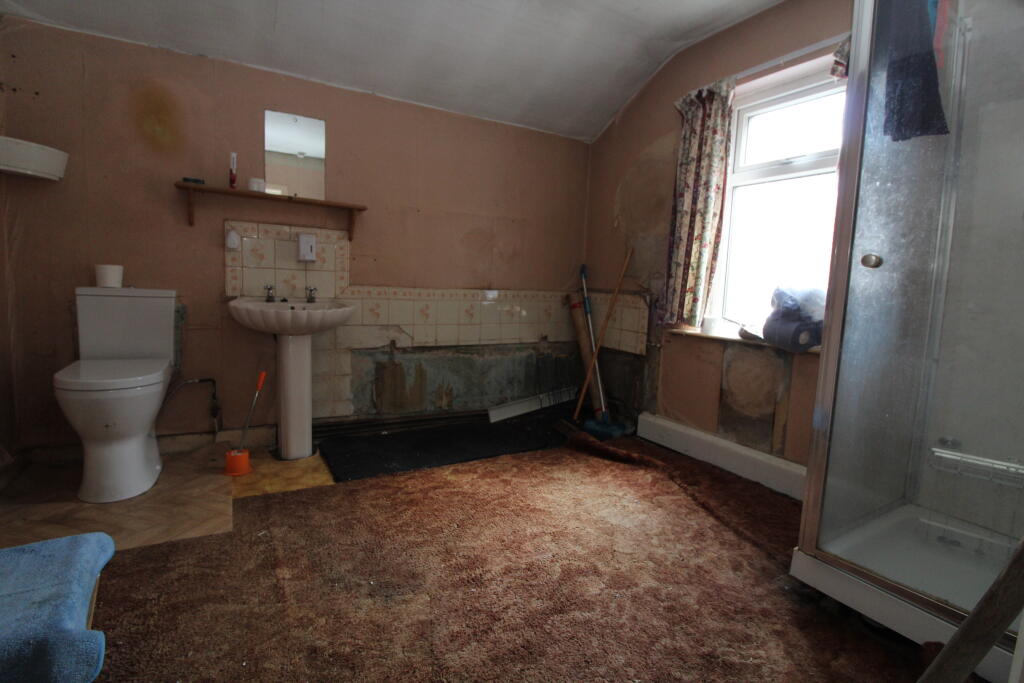 Bathroom T202506111531.jpg