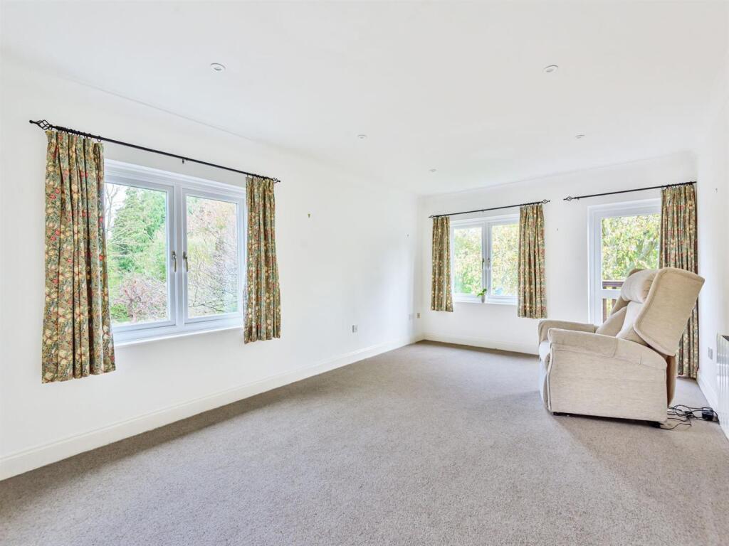 26 Malthouse Court, The Lindens, Towcester (15).jp