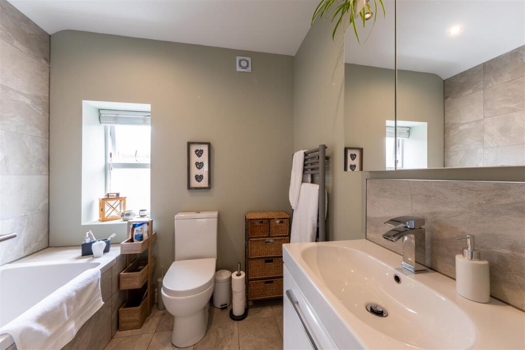 36 The Ridgeway-037.jpg