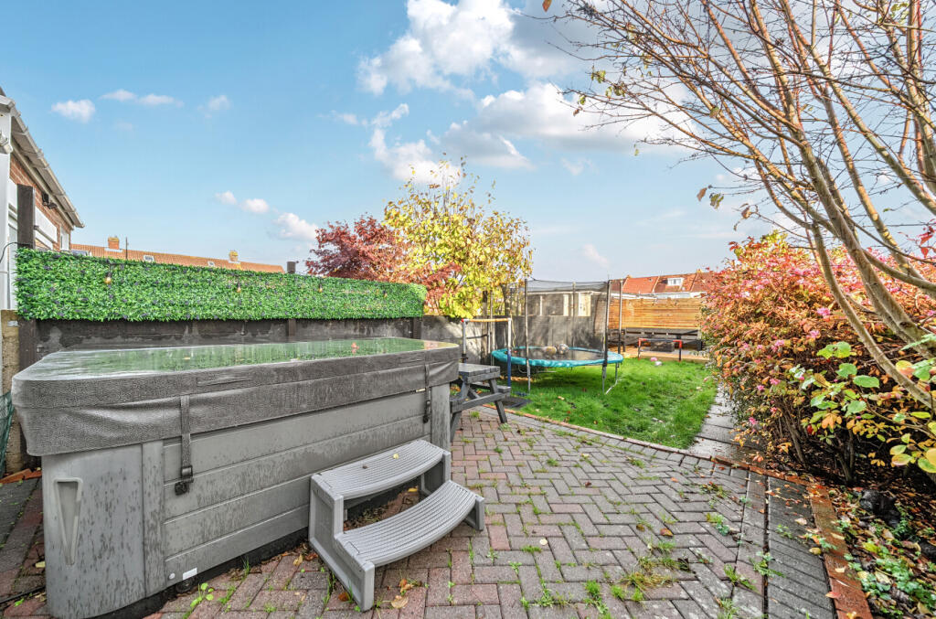 1380176-18-691202...