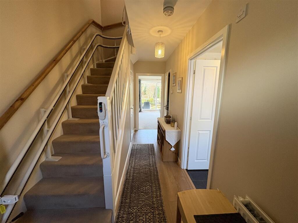 hallway.jpg