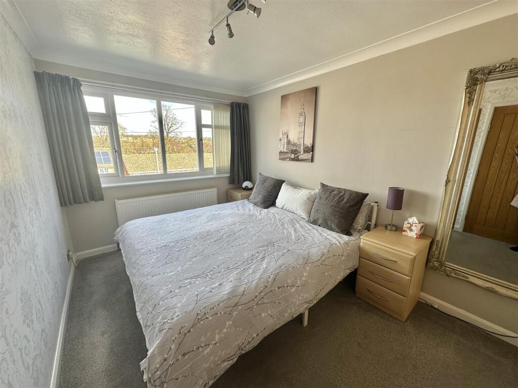 Bramleys Estate Agents - Kings Lea - Liversedge (3