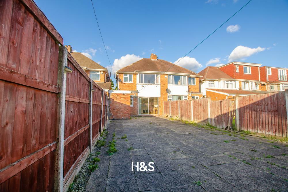 1685 coventry road rear garden.jpg