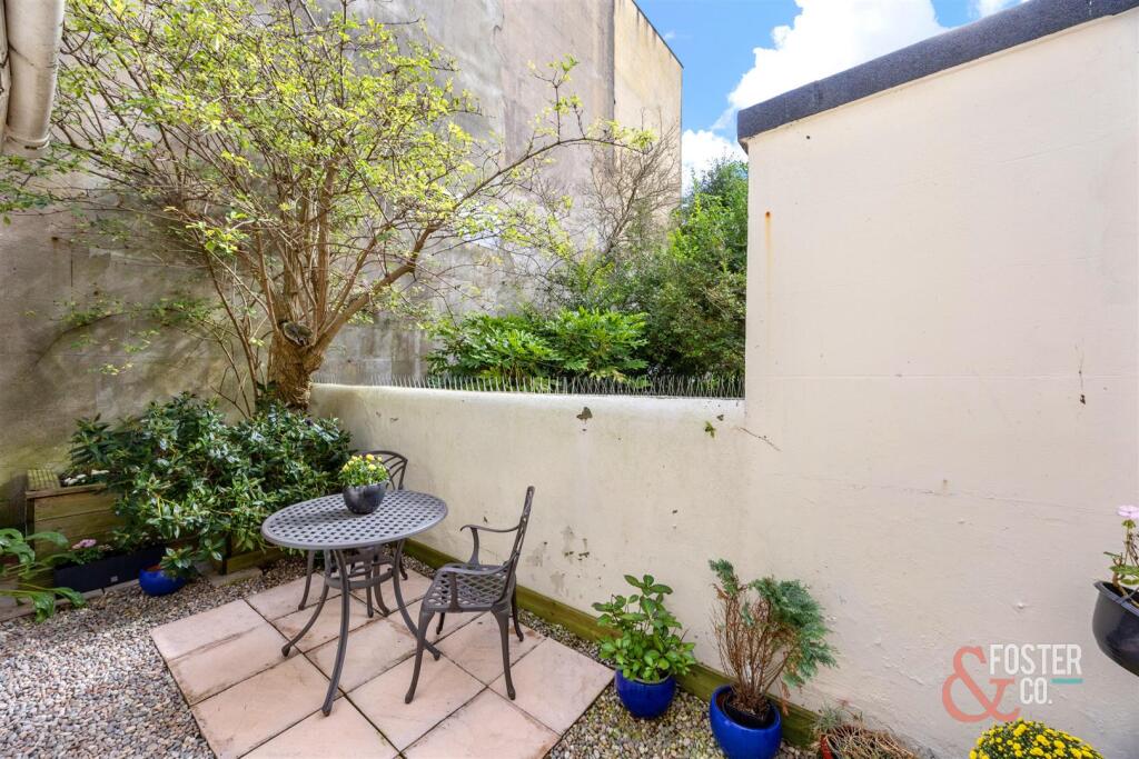 Lansdowne Place, 44-027.jpg