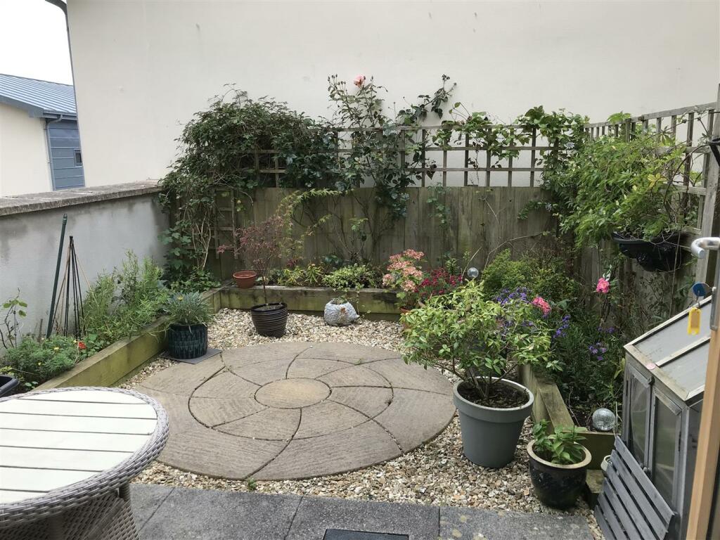 Garden.jpeg