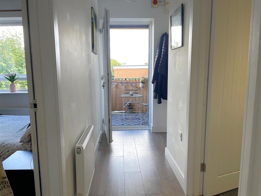 Private Entrance Hall