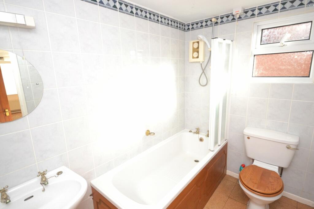 En Suite Bathroom