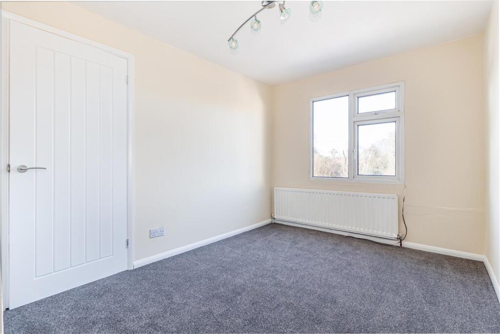 Bedroom-2-2.jpg