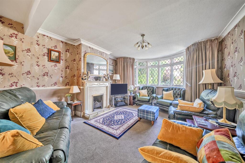 Living room.JPG