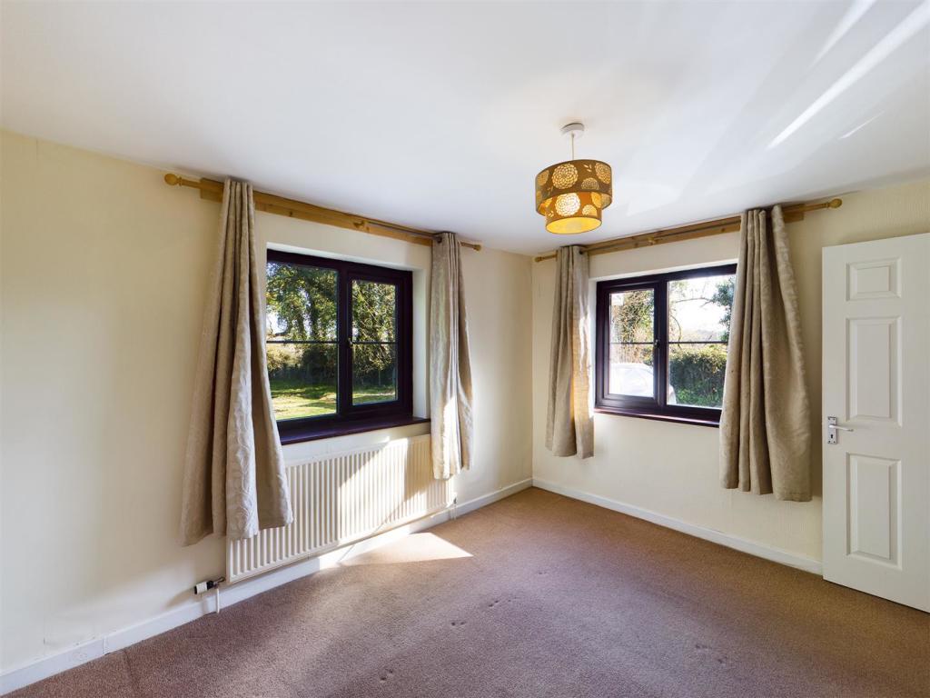 D/S Bedroom