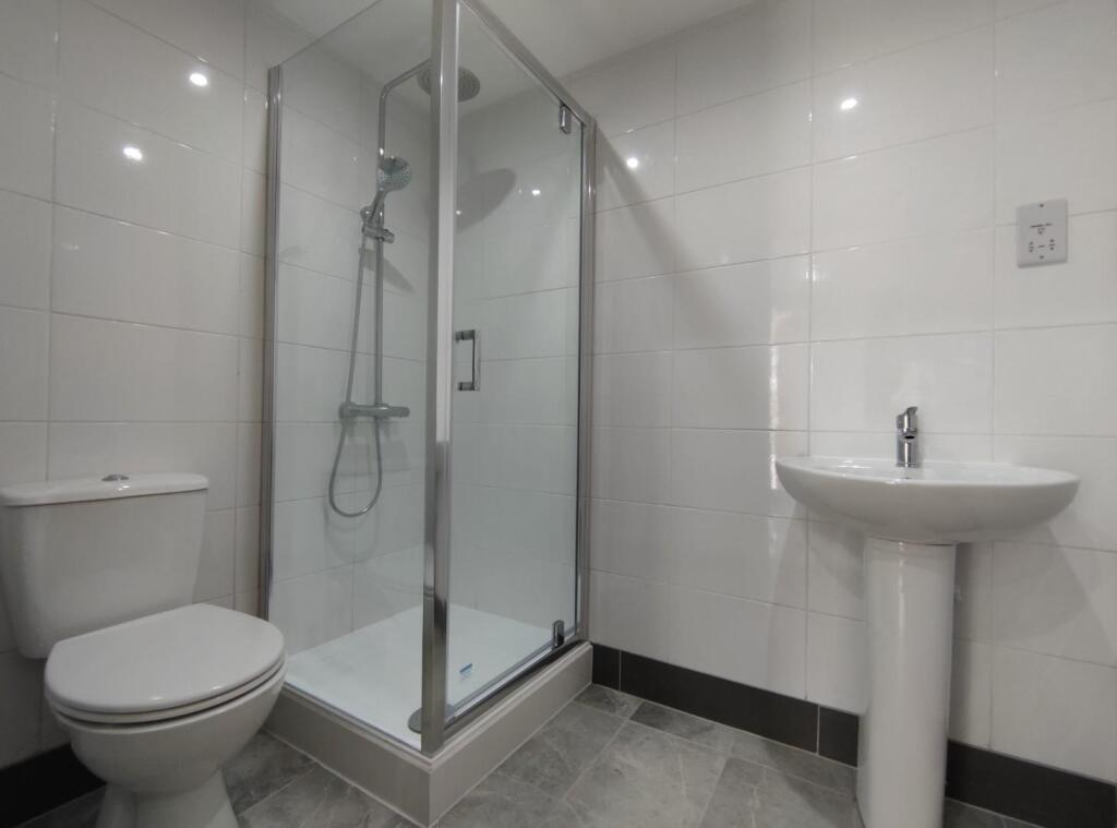 Ground Floor WC / Shower Room
