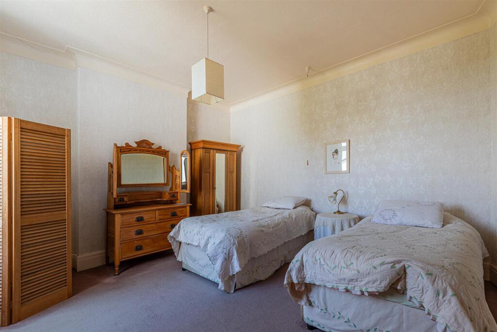 Highfield Road 5-17.jpg