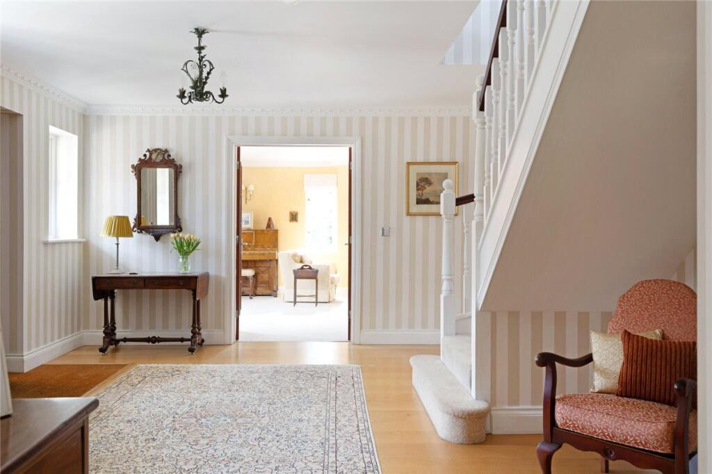 Hall to Sitting Room