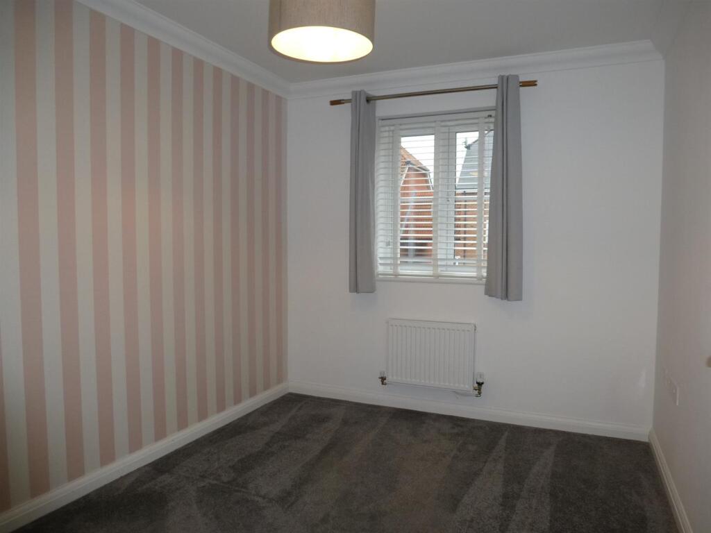Bedroom 2 - 11 Silent Garden Road.JPG