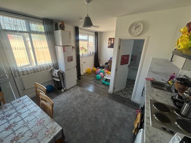 image 3.jpg
