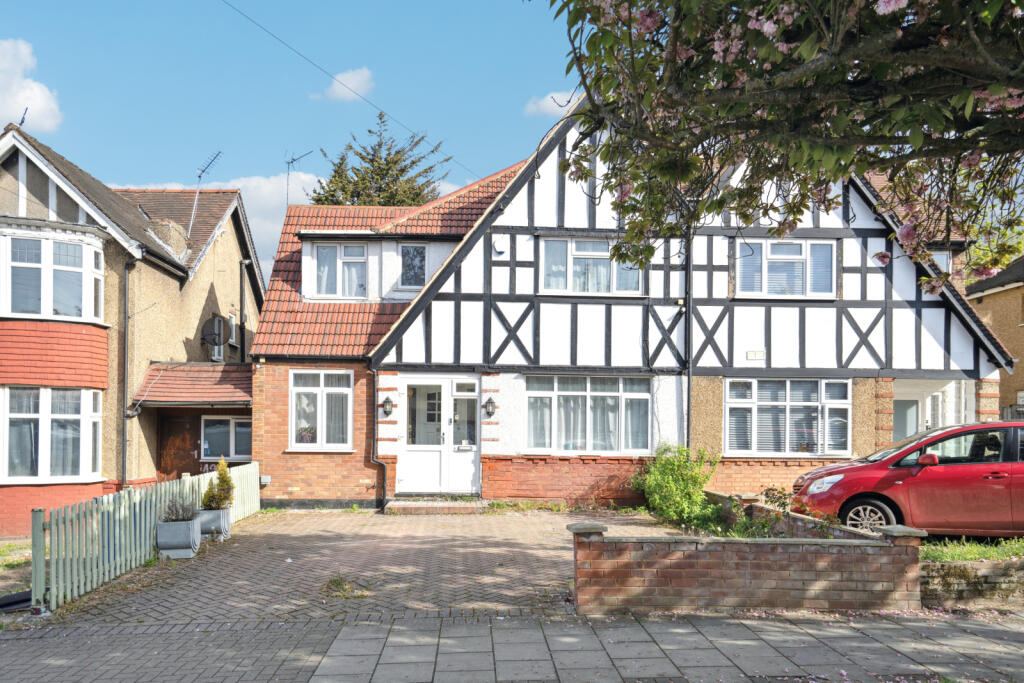 Five Bedroom Semi - Detached House in South Harro